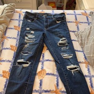 American eagle skinny jeans size 10 long.
